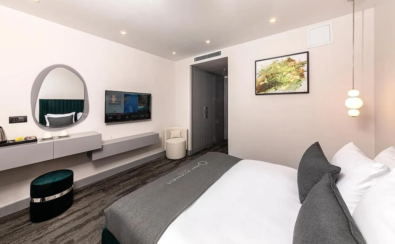 Pera Bosphorus Hotel Istanbul