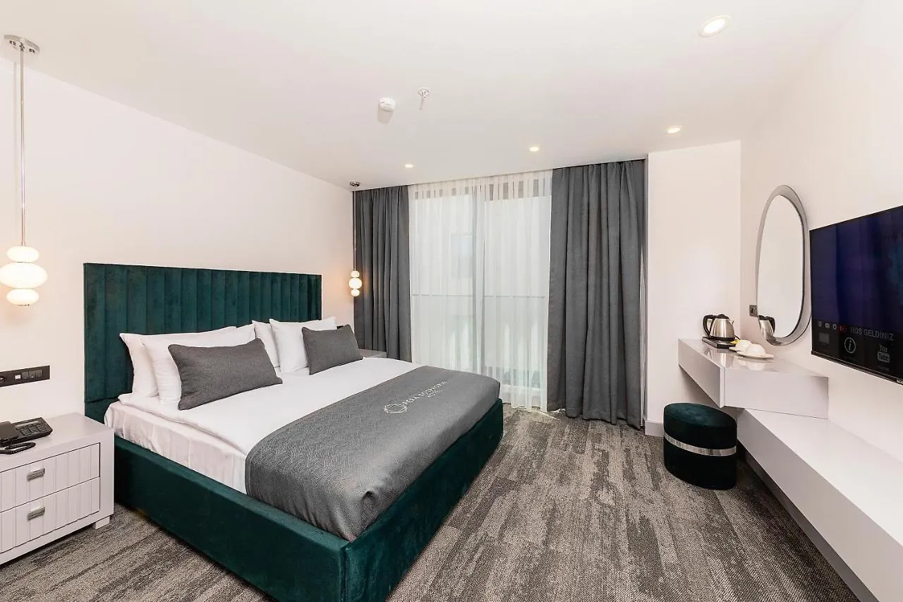 Pera Bosphorus Hotel Istanbul
